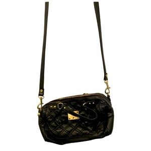 Betsey Johnson Black Quilted Crossbody Purse With Bow Detailing And Gold Detail.
